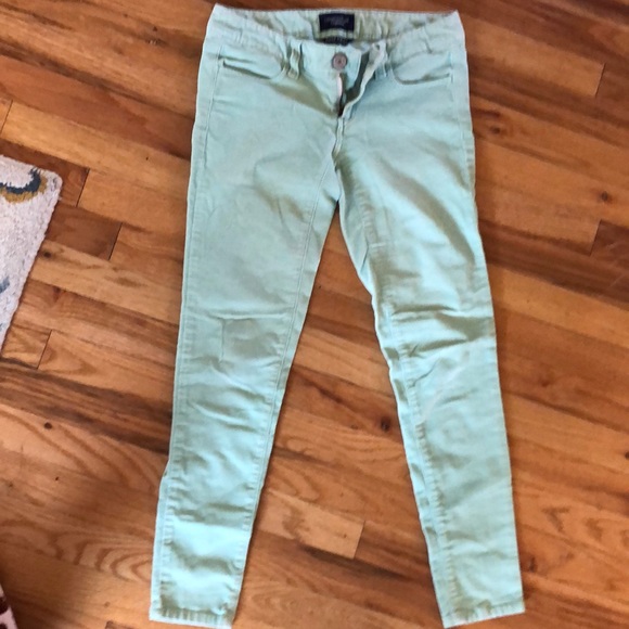 American Eagle Corduroy Jeggings (Four Colors) - Picture 2 of 8
